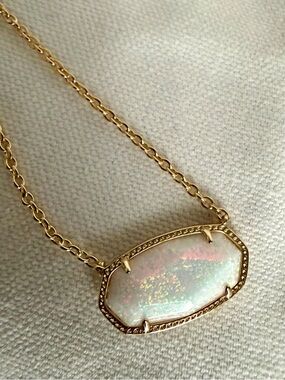 Kendra Scott Statement Elisa Necklace White Kyocera Opal